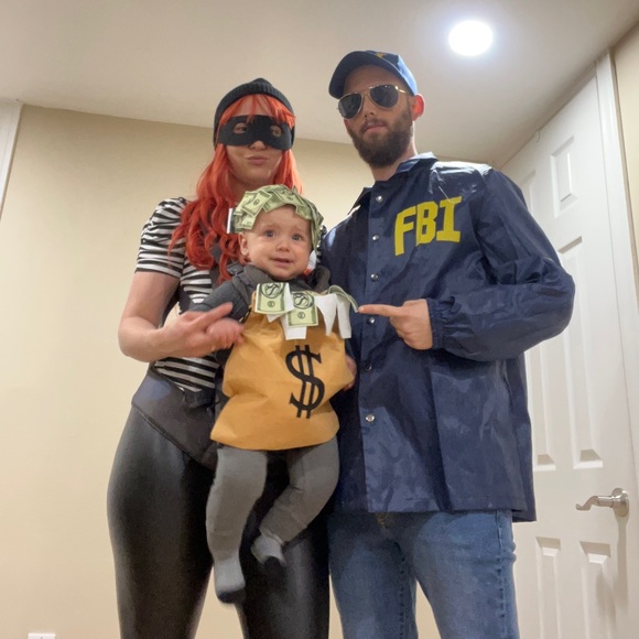 FBI Costume - Picture 7 of 7